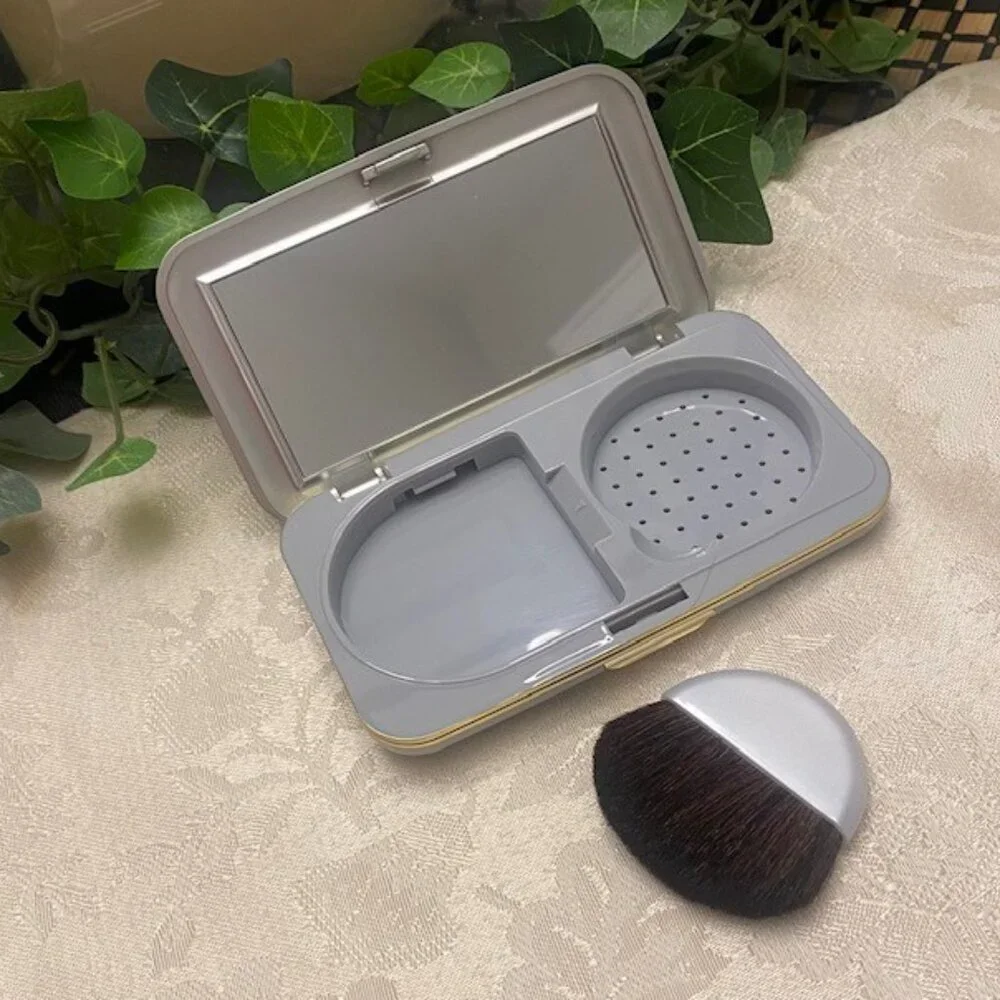 Mary Kay Timewise Silver Refillable Compact